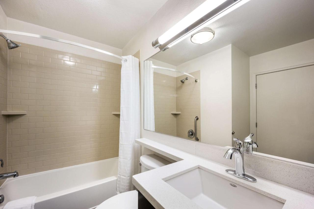 Sonesta Simply Suites Chicago Waukegan Buitenkant foto