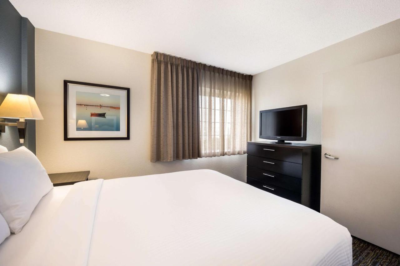 Sonesta Simply Suites Chicago Waukegan Buitenkant foto